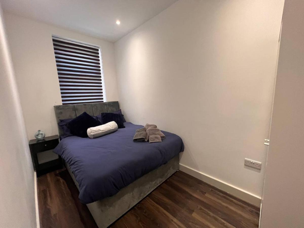 Star London Finchley Road 3-Bed Escape With Garden Daire Dış mekan fotoğraf