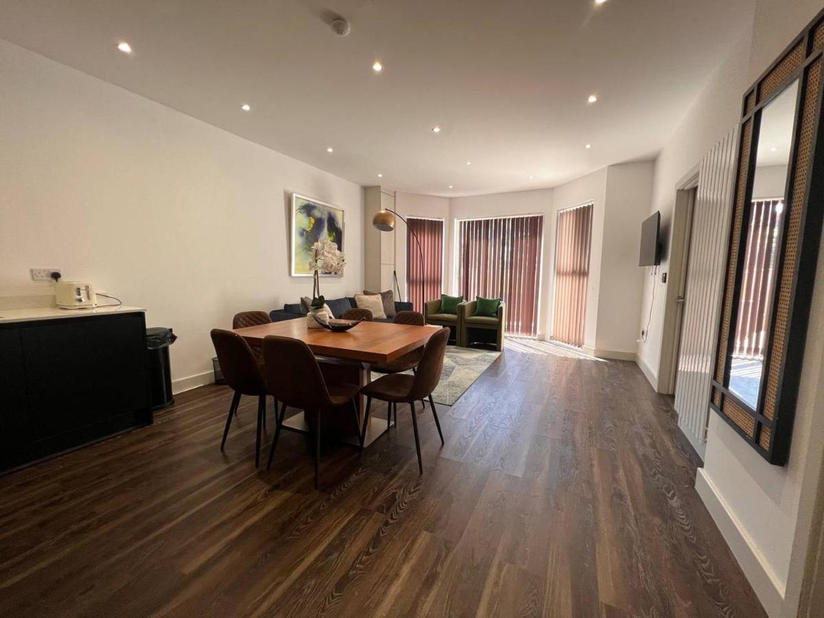 Star London Finchley Road 3-Bed Escape With Garden Daire Dış mekan fotoğraf
